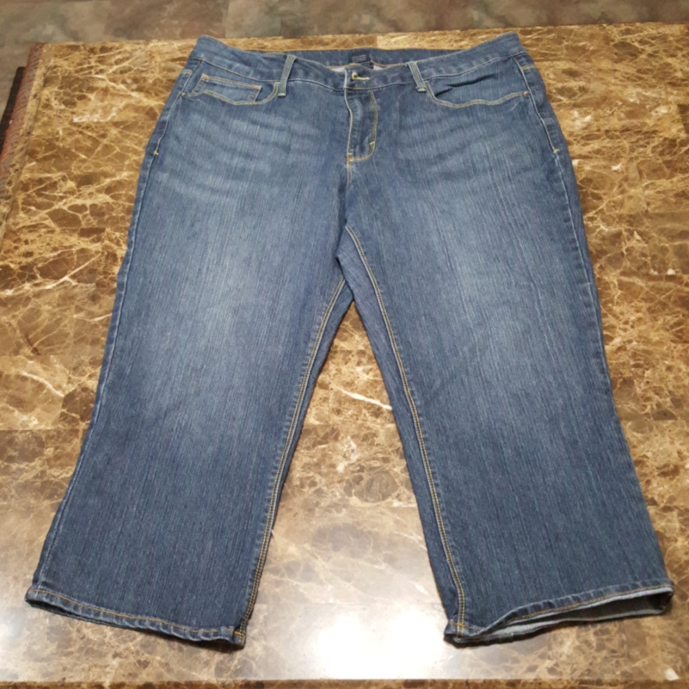 Jean capris